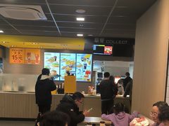 -麦当劳(轻轨曹杨路店)