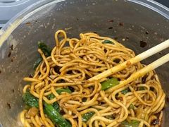 -二娃邓板凳面(解放碑店)