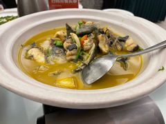 -饭怕鱼·黄焖鲟龙鱼(湖大店)