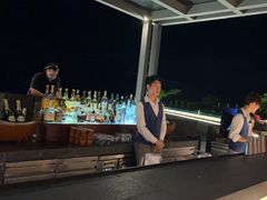 -瑰丽酒店·海吧·天际下午茶·现场DJ·天台酒吧
