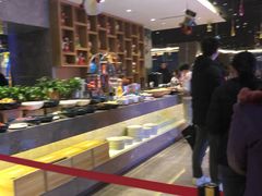 自助取餐区-武汉世茂希尔顿酒店·汇·全日餐厅