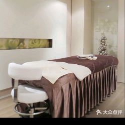 -紫琪尔胸部养护中心