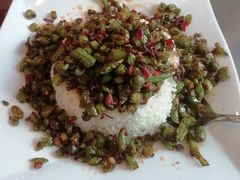 芽菜四季豆饭-西部马华清真兰州牛肉面·烧烤夜市(关东店)