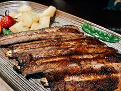 招牌黑毛猪排猪肋排配蔬菜-IL Forno 意坊·意大利餐厅(温州万象城店)