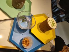 -茶是一枝花泡茶店
