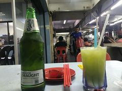 -黄亚华小食店(Jalan Alor)