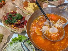 -王奋斗贵州酸汤牛肉火锅