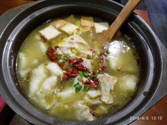 -周鱼小馆石锅酸菜鱼(活力汇店)