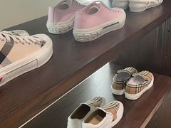 -东荟城名店仓