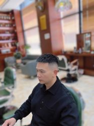 -尼特斯男士发型馆