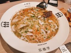 -渔语鱼酸菜鱼新川菜(万象城店)