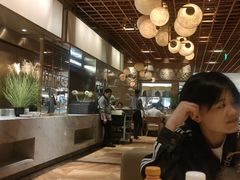 -雍和会海鲜姿造自助(湖东路店)
