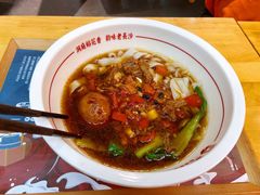 -呷佬·长沙手工米粉(金沙江路店)