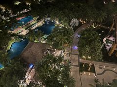 -三亚湾海居铂尔曼度假酒店