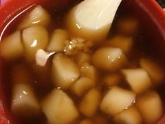汤圆-邓莽子老火锅(中兴路总店)