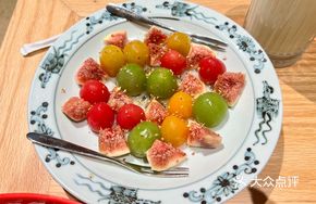 Sugar-Pickled Colorful Tomatoes with Figs