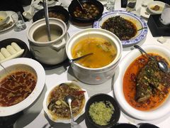 -铜锣湾·有麝自然香(渝北财富中心店)