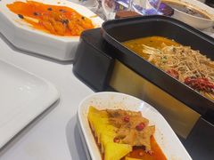 -巴特餐饮6加1音乐餐吧·新疆菜
