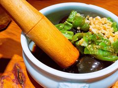 -房县土本味土鸡汤特色餐厅(沌口店)