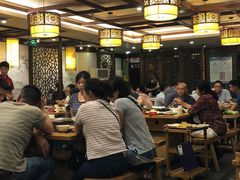 大堂-锅首鲜品火锅(鸳鸯店)