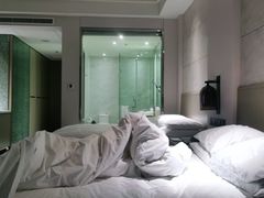 -上海漕河泾万丽酒店