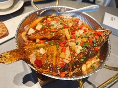 -楚山晓·湖北菜(武汉光谷K11店)