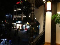 -猫的天空之城概念书店(杭州南宋御街店)