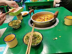 -巷子里头麻辣烫火锅串串(温江店)