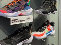 -Air Jordan(世贸天阶店)