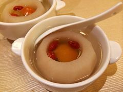 雪梨蒸芡实-唐宫海鲜舫