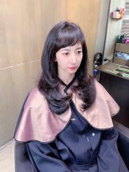 -韩国李知恩形象设计