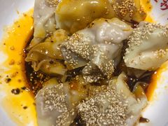 -八二小区抄手(龙湖上城天街店)