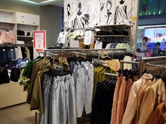 -H&M(鹏欣水游城店)