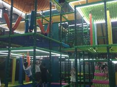 -蒙特利亲子乐园