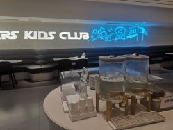 -MINI MARS 移动的空间站乐园·餐饮·派对(浦东金桥店)