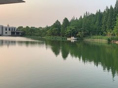 -上海怡沁园度假酒店