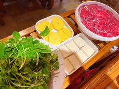 -快活林酸汤鱼鲜品火锅店(甲秀楼店)