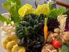 时蔬菌菇拼-百草滩羊清水涮羊肉(长城路店)