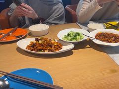 -渝信川菜 · 川味家常菜(财富购物中心店)