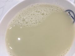 -李与白包子铺(桐梓林店)