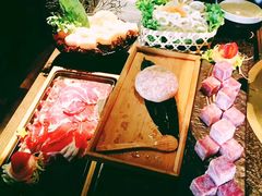 -湊湊火锅·茶憩(新中关购物中心店)