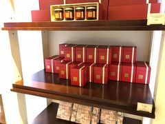 -上海半岛酒店·半岛精品店