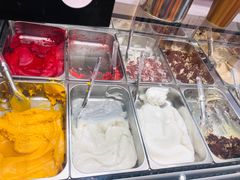 -VENCHI 闻绮(上海佛罗伦萨小镇店)