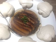 芽菜扣肉配饼-川旺角川粤融合菜•海景餐厅(星海广场店)