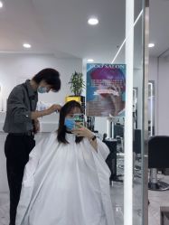 -Coo Hair salon