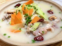 -叁煨蹄花·下饭盐帮菜(人民广场店)
