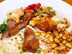 -牛八宝桂林米粉(八里庄店)