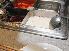 -海底捞火锅(新松江路店)