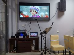 -老谭虾王蟹皇·龙虾·烧烤(蝴蝶湾店)