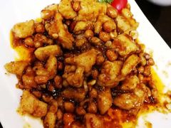 -金牌餐厅·天津菜·八珍豆腐·老爆三(瓷房子店)